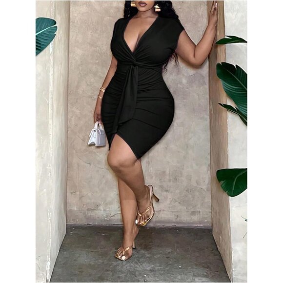 Plus Size Women's Mini Dress V Neck Ruched Bodycon Dress with Dolman Sleeve - Picture 3 of 5